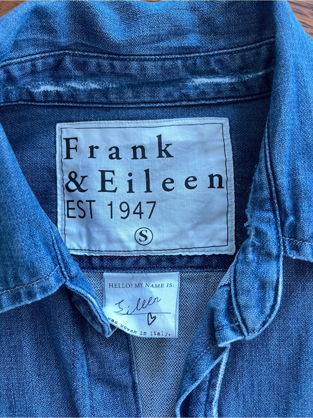 Frank and Frank Eileen Denim Eileen Relaxed Button Up Shirt Size Small - Picture 7 of 7